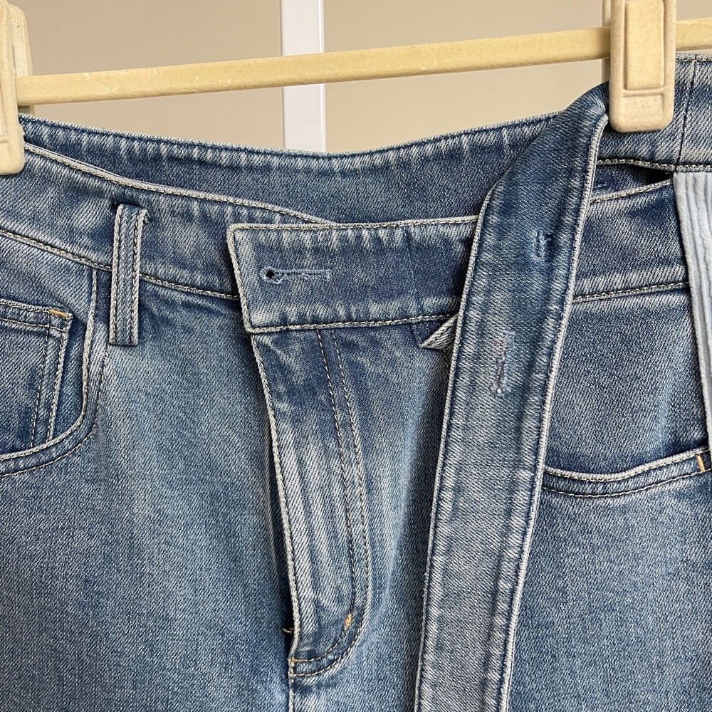 MAXRIENY BY SARA WONG JEAN SHORTS SIZE M - Picture 2 of 6